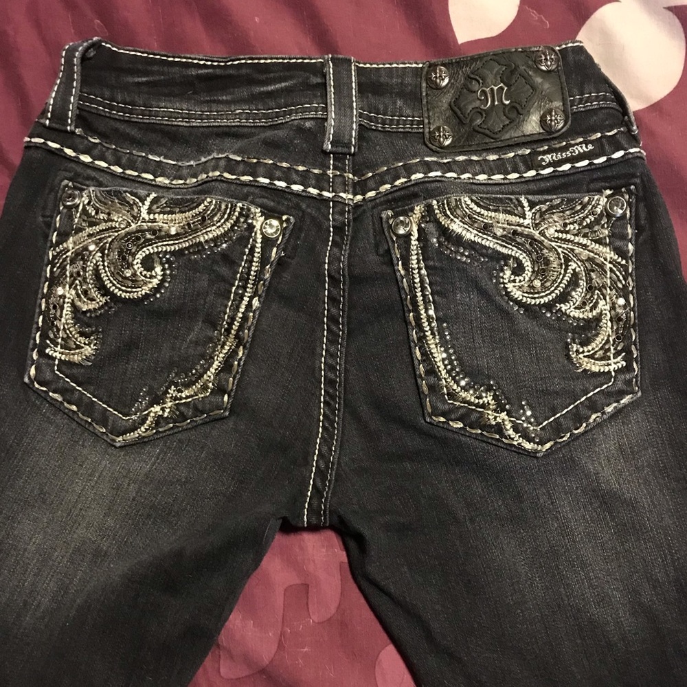 Miss Me black wash skinny jean size 27